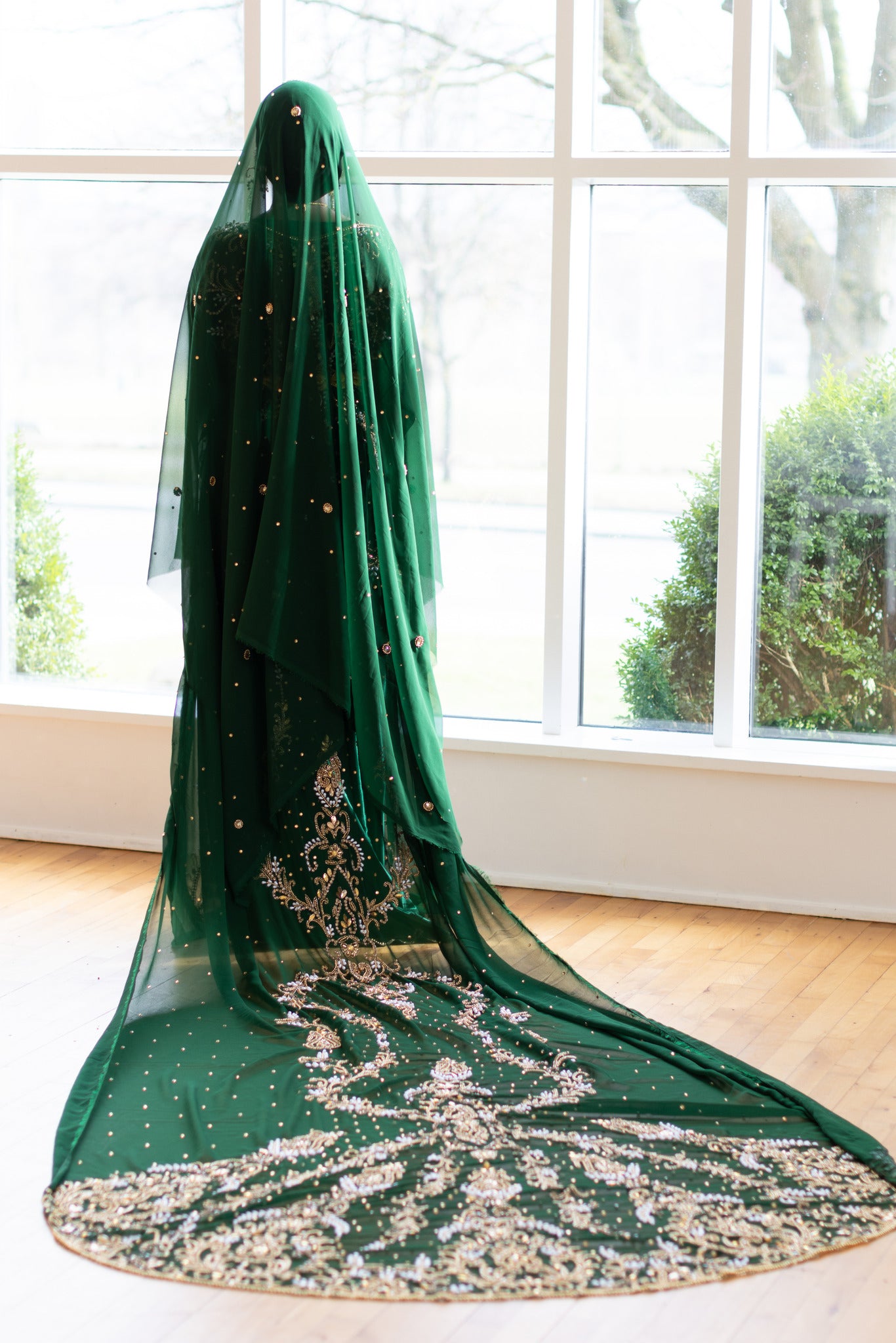 Arliyo Bridal Dirac, Emerald green (Riyo Collection)