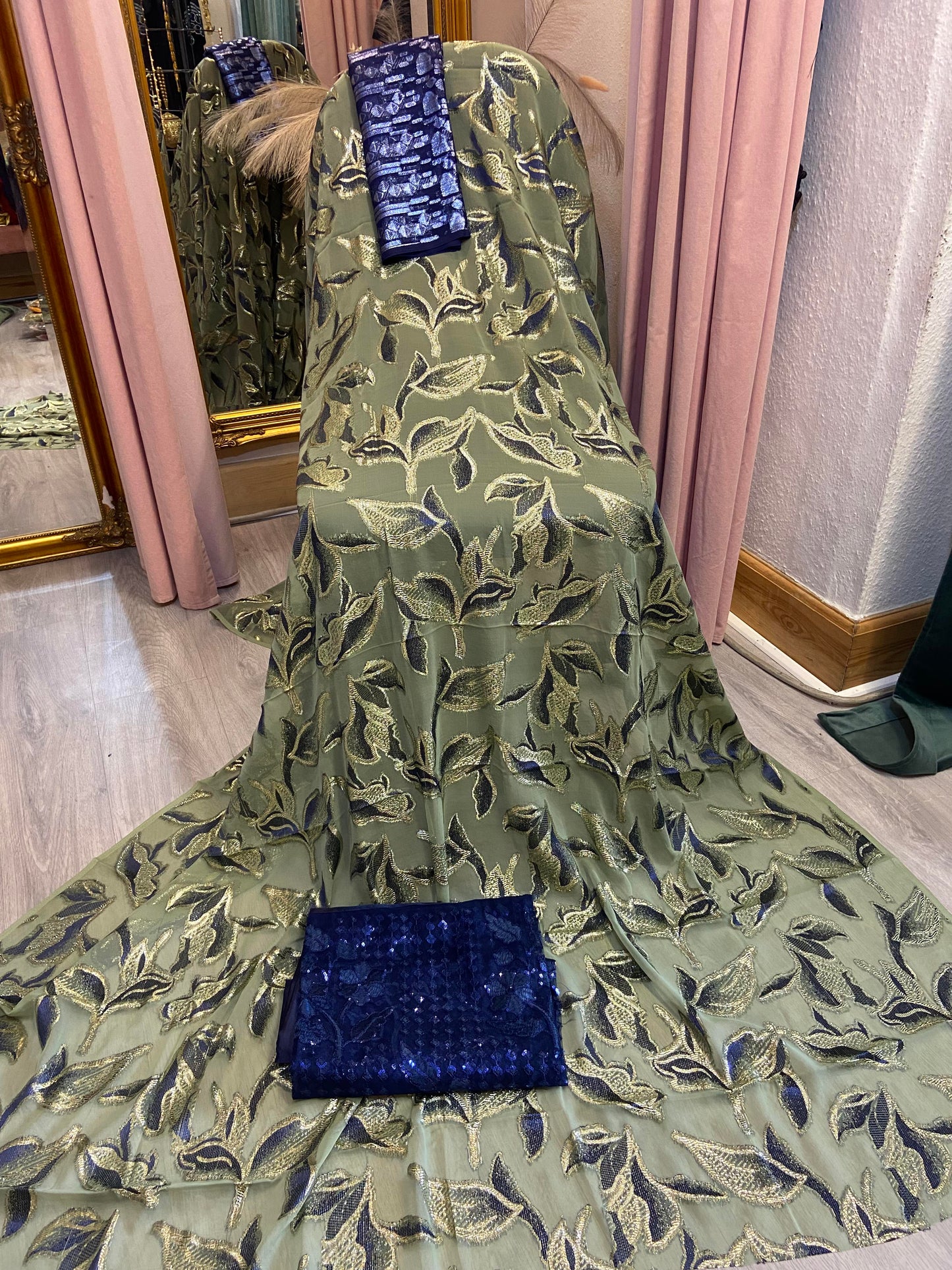 Green & Blue Fransawi Dirac