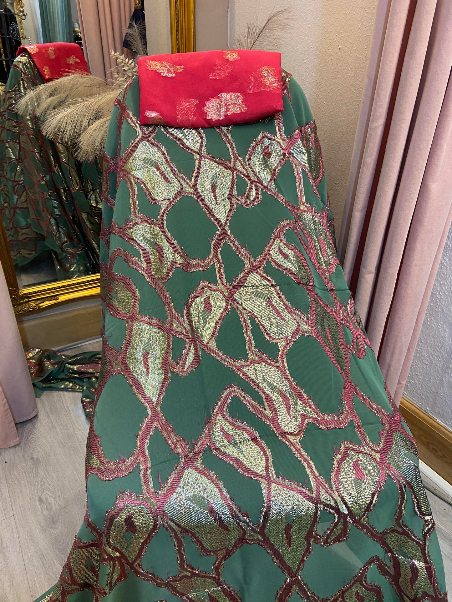 Green, Gold & Pink Fransawi Dirac