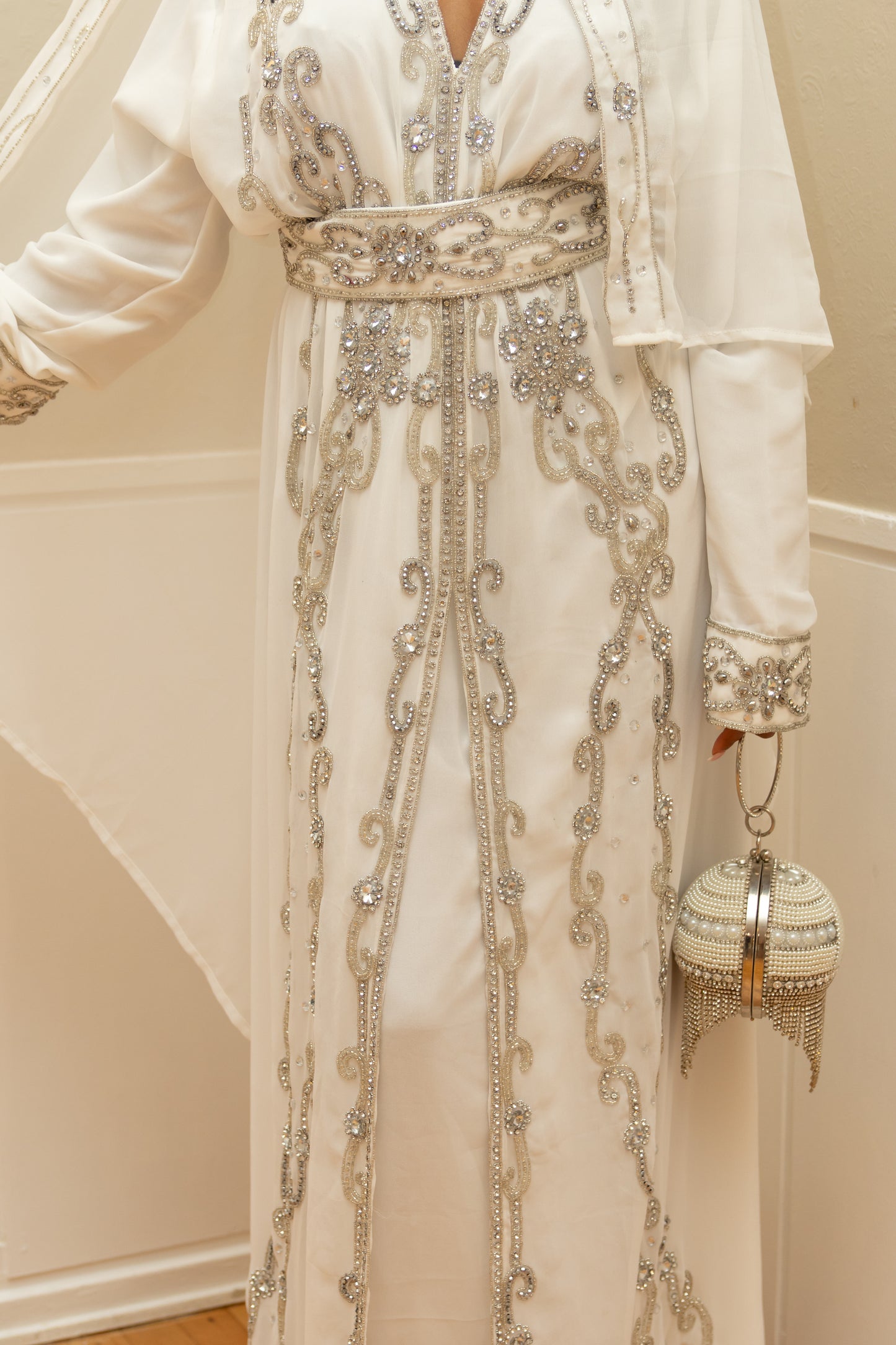 NIKKAH ABAAYA NURA, WHITE & SILVER