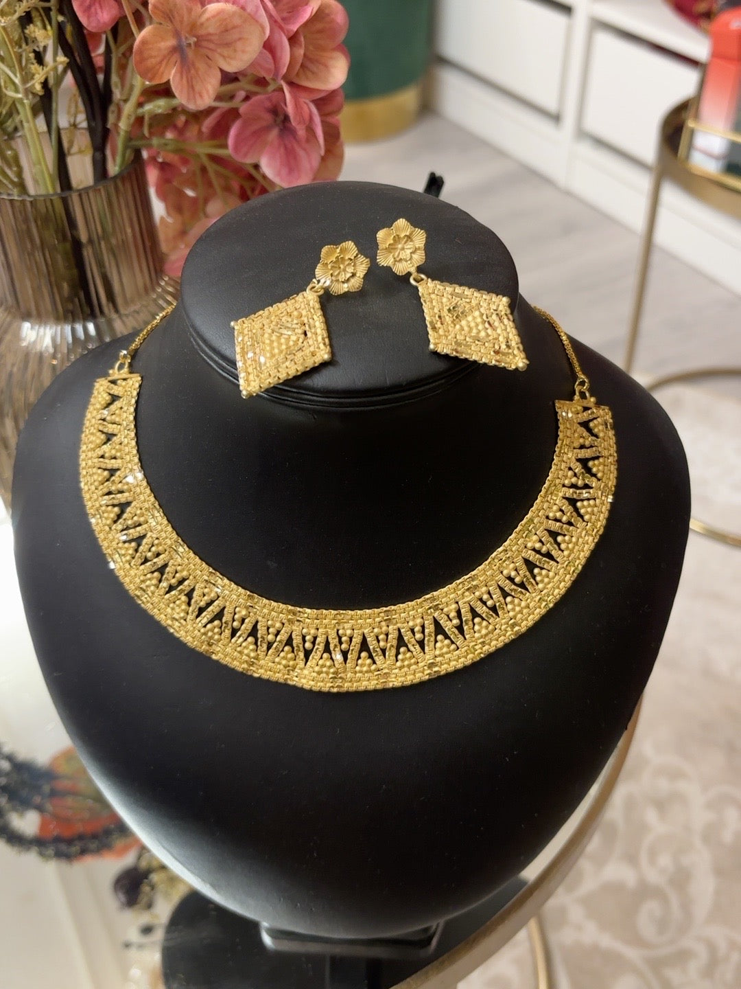 Dina Necklace set