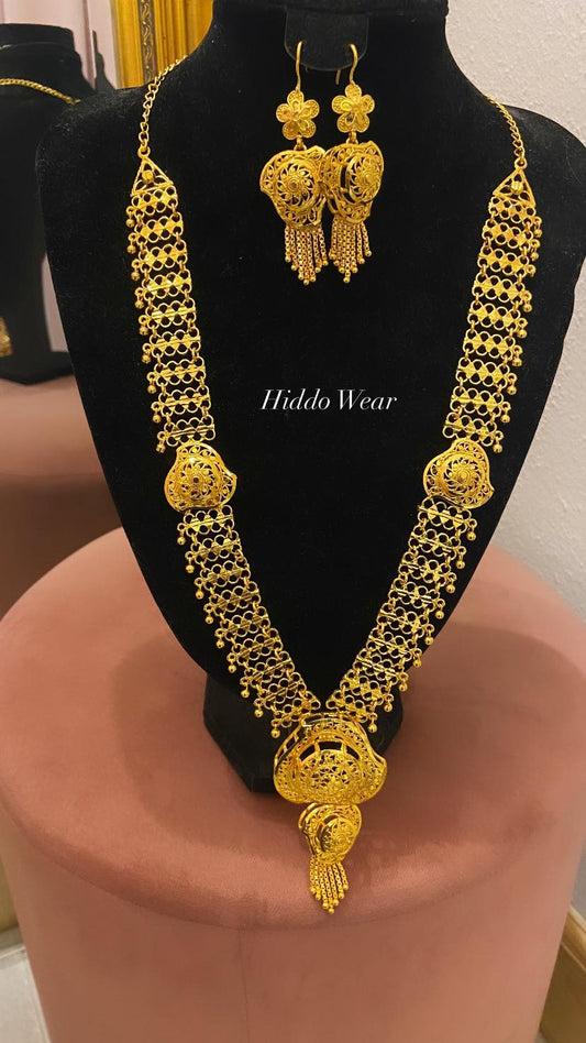 Alina necklace set