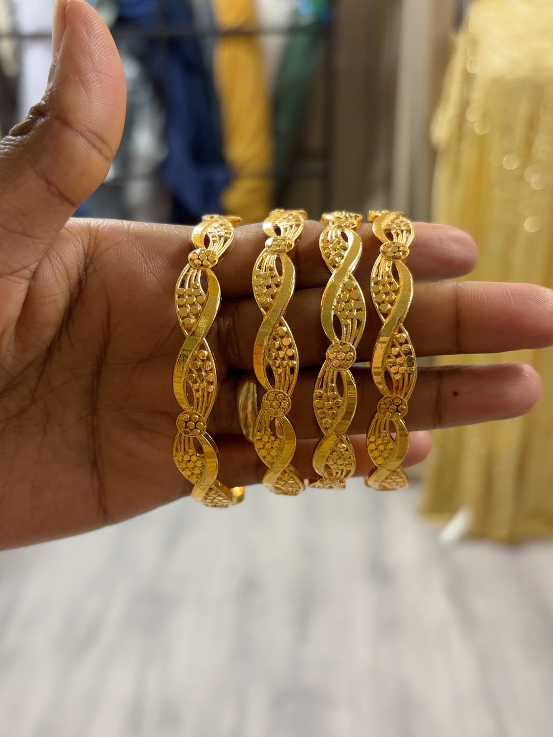 Aaliya Gold Bracelet