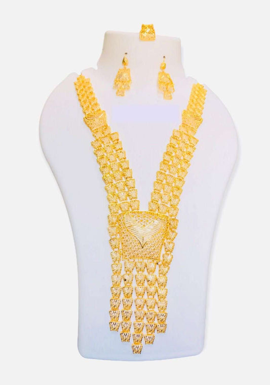 Iman Necklace Set